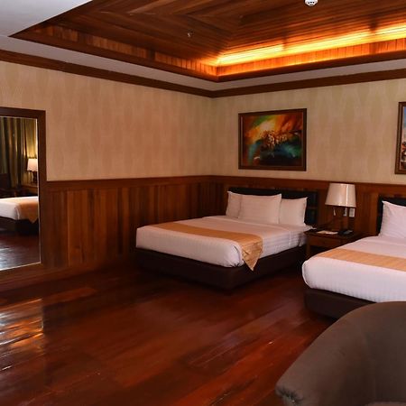 Alta D' Tagaytay Hotel Тагайтай Экстерьер фото