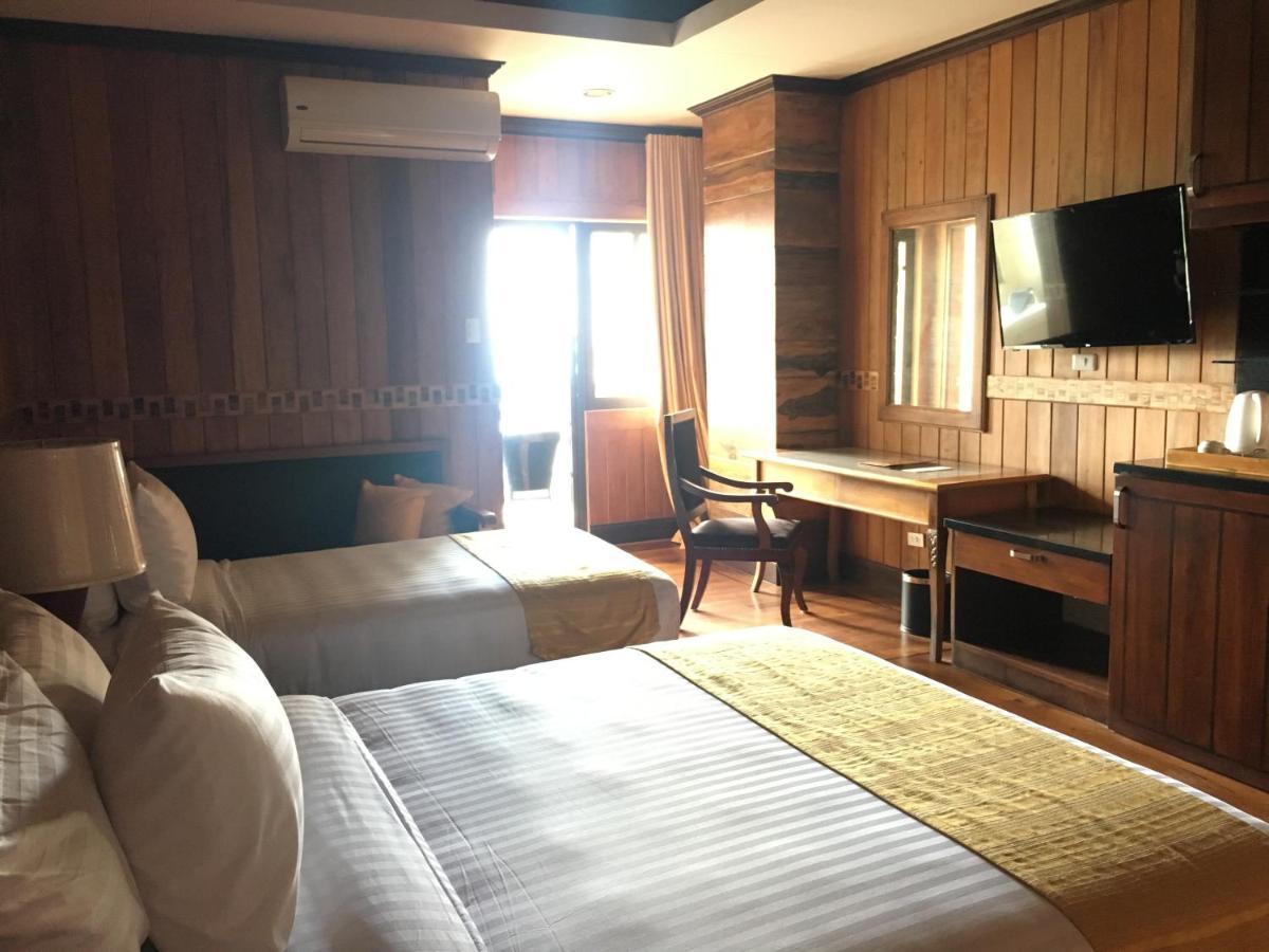 Alta D' Tagaytay Hotel Тагайтай Экстерьер фото