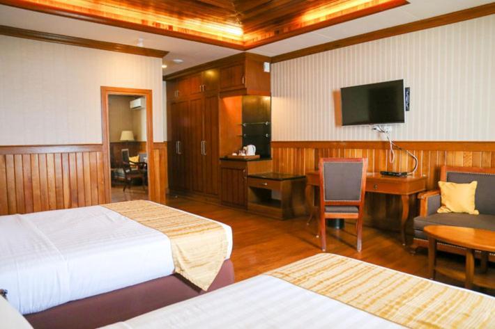 Alta D' Tagaytay Hotel Тагайтай Экстерьер фото