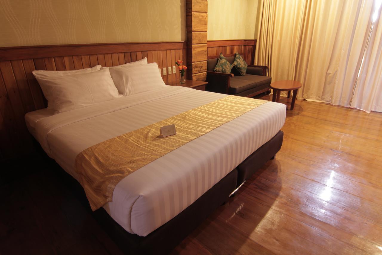 Alta D' Tagaytay Hotel Тагайтай Экстерьер фото