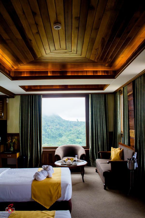 Alta D' Tagaytay Hotel Тагайтай Экстерьер фото