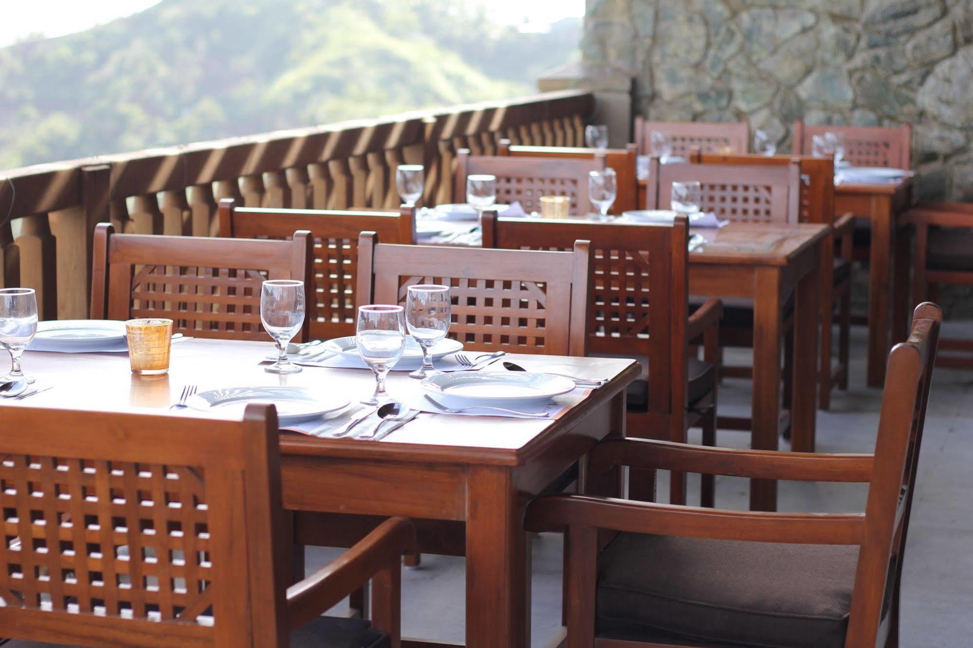 Alta D' Tagaytay Hotel Тагайтай Экстерьер фото