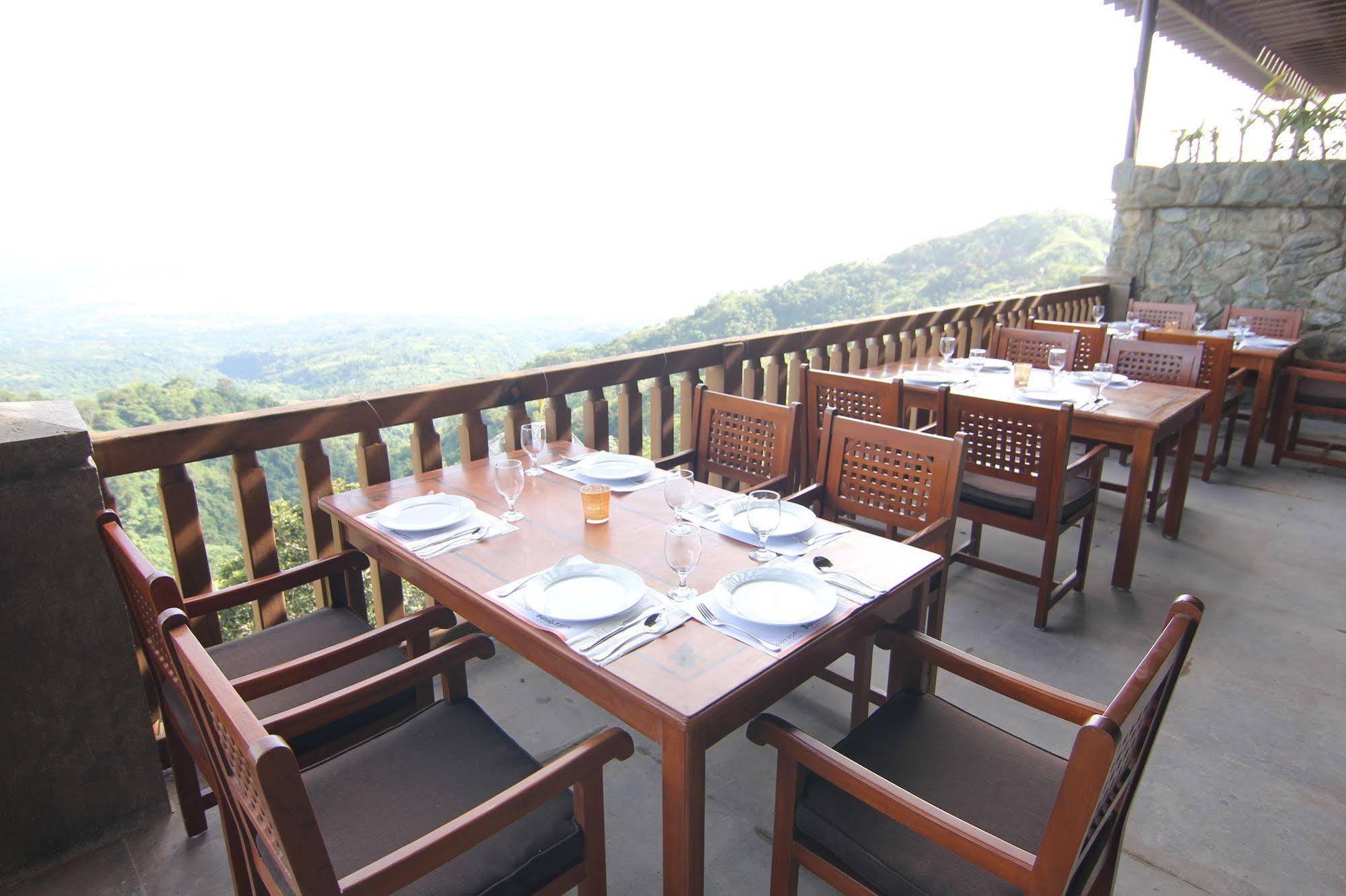 Alta D' Tagaytay Hotel Тагайтай Экстерьер фото