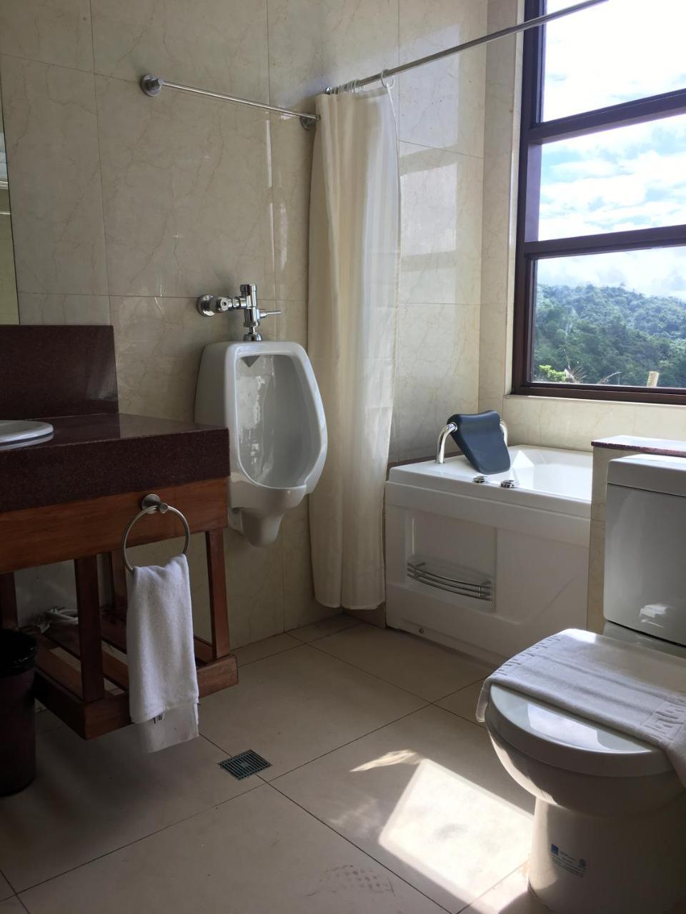 Alta D' Tagaytay Hotel Тагайтай Экстерьер фото