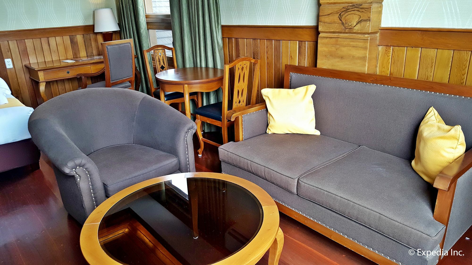 Alta D' Tagaytay Hotel Тагайтай Экстерьер фото